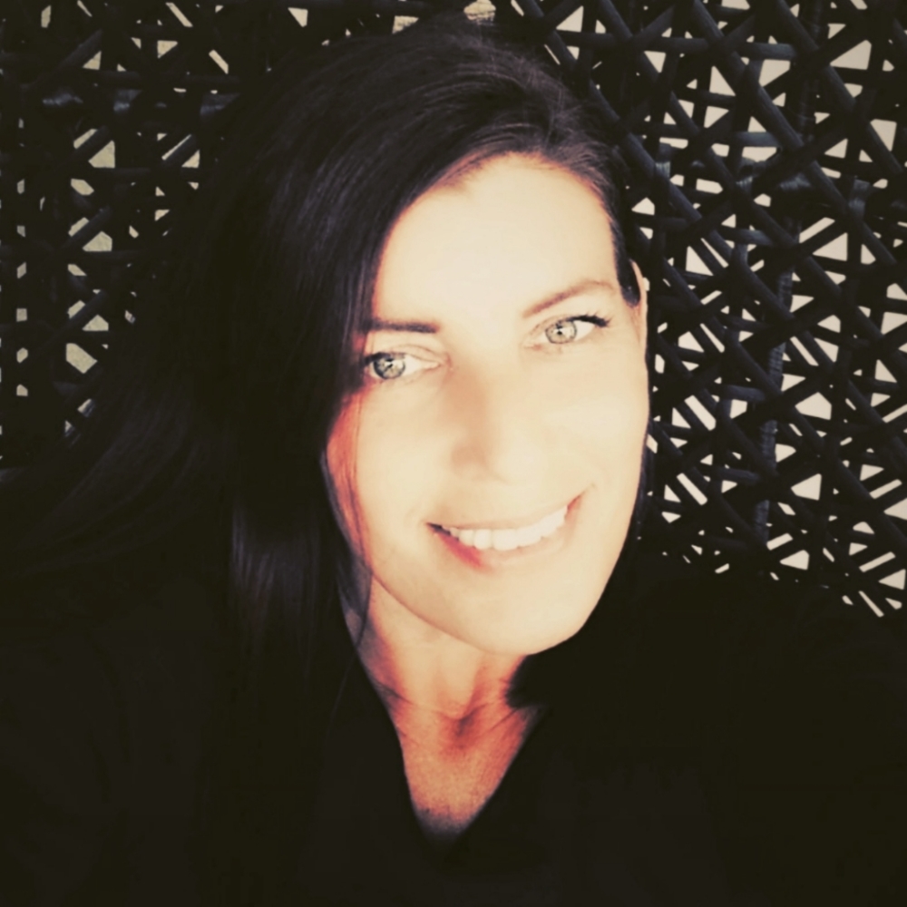 Meet your Posher, Nicole Stephens